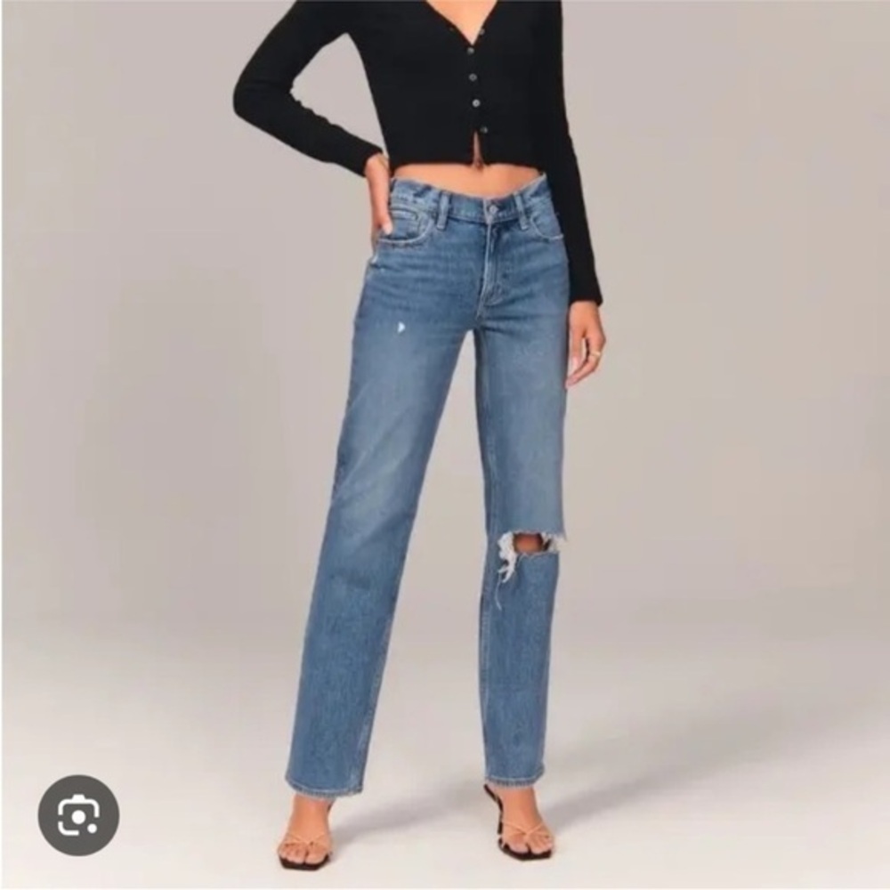 Abercrombie Curve Love The 90s Straight Low Rise Distressed Blue Jeans SZ 4 S